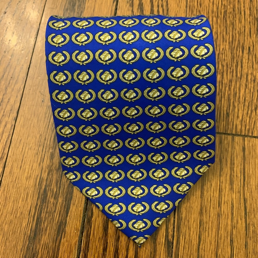 Lightly used courvoisier tie